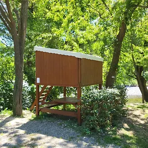 camping-la-charderie.hotels-rhonealpes.com/