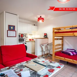 instant-leman-ii.hotels-rhonealpes.com/