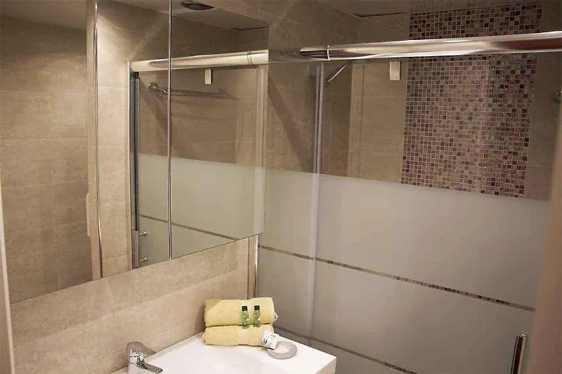 Les Alcyons Hotel Le Lavandou 4*,  France