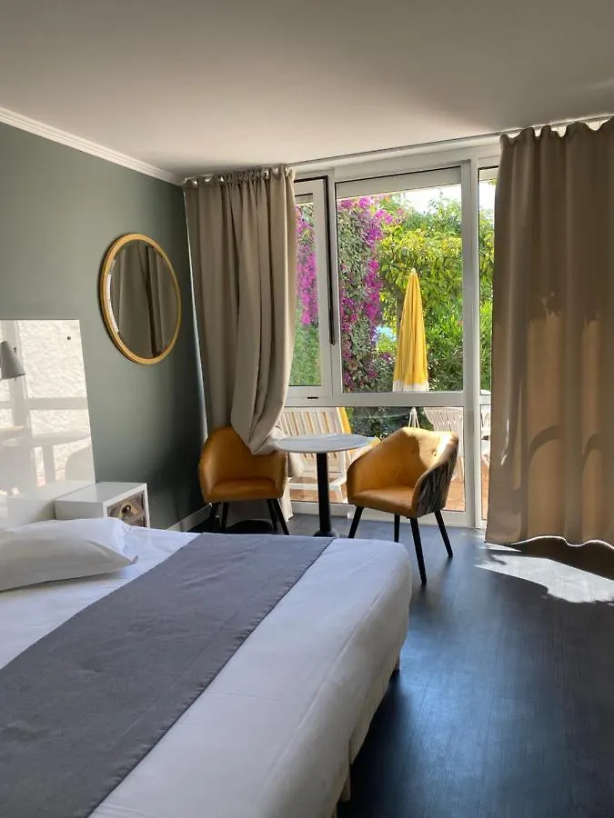 Les Alcyons Hotel Le Lavandou