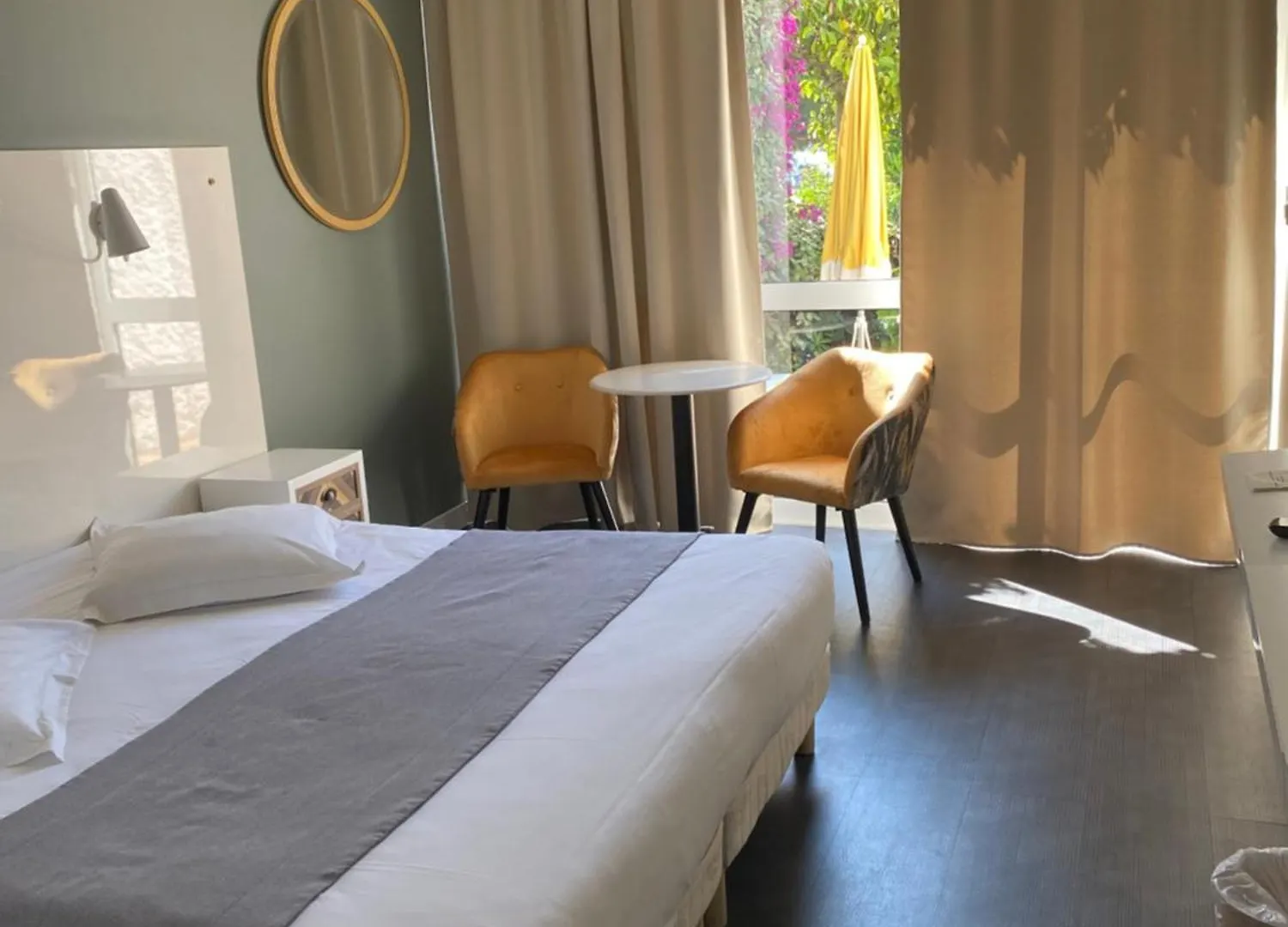 Hotel Les Alcyons Le Lavandou