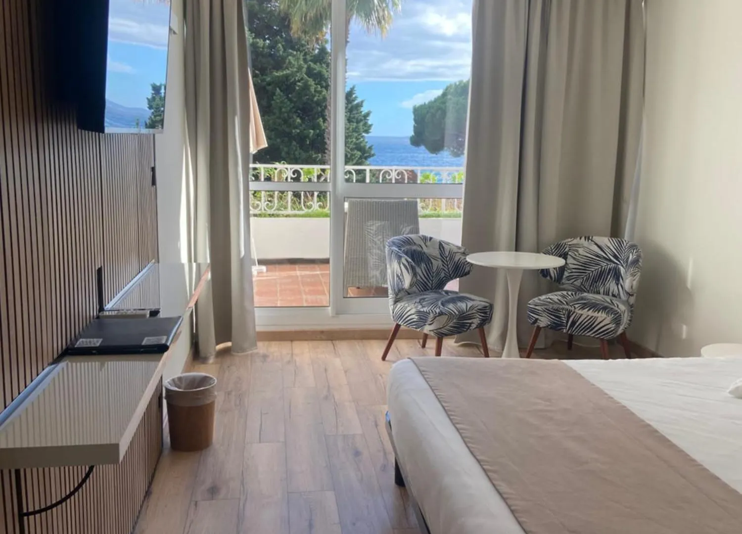 Hotel Les Alcyons Le Lavandou Francie
