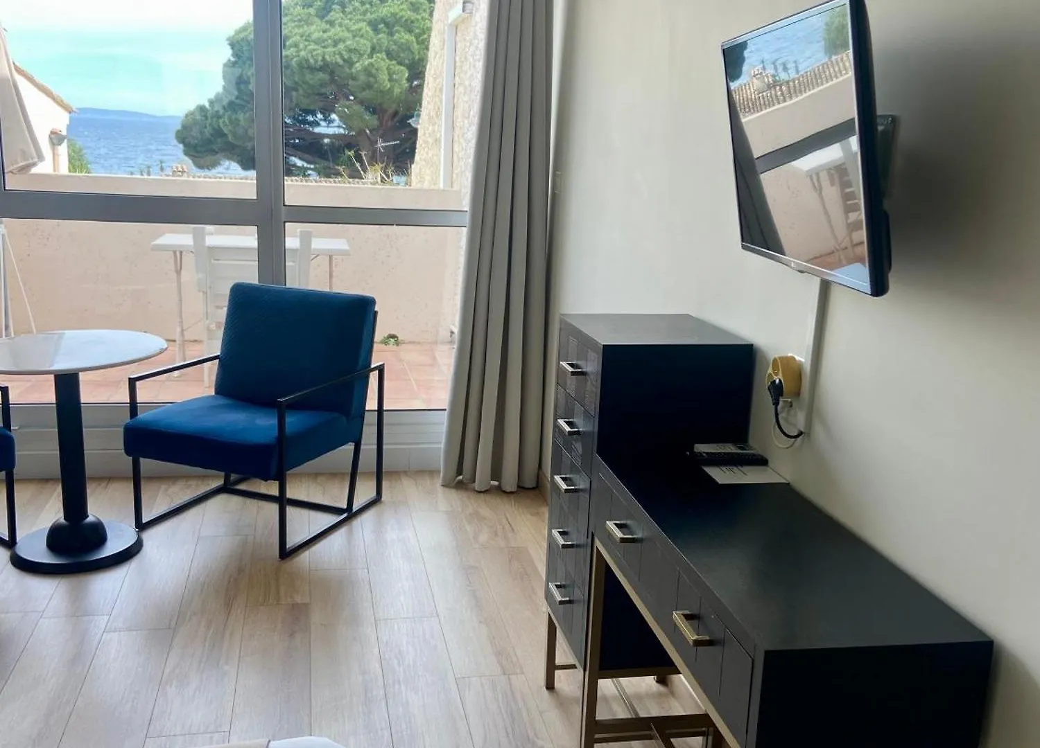 Hotel Les Alcyons Le Lavandou